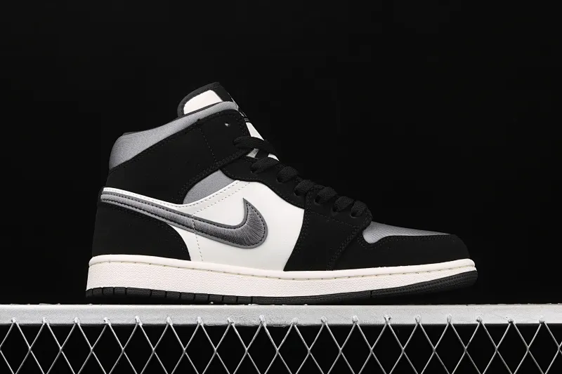 All Categories Air Jordan Jordan Series Basketball Shoes Air Jordan 1 Mid Air Jordan 1 Mid AJ1 Joe 1 Silk Earl Embroidery Thread Hook Mid-top Basketball Shoes 852542-011